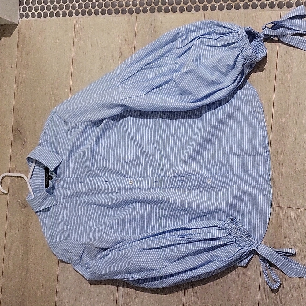 Banana Republic  Button-up shirt